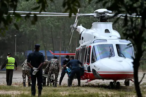 नेपाल में बाढ़ के बाद सैकड़ों अज्ञात शवों को जलाने के बजाय दफनाया जा रहा