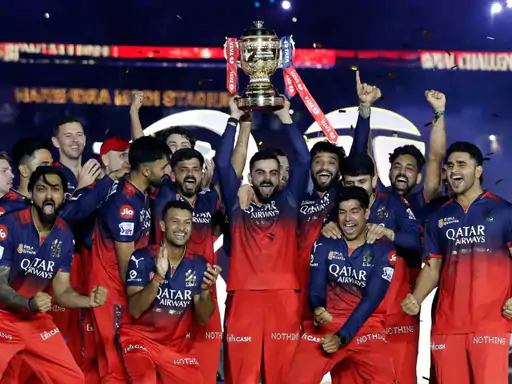 BCCI ने 15 अक्टूबर को मुंबई में होने वाली IPL की रिव्यू मीटिंग स्थगित कर दी है