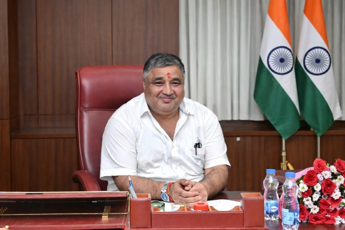 विशेष लेख* *सेवा के 25 वर्ष: जनकल्याण, सुशासन और विकसित भारत के संकल्प की प्रेरक यात्रा*