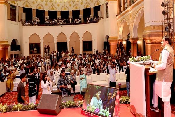 देखो पूरा देश, पर सबसे पहले मध्यप्रदेश : मुख्यमंत्री डॉ. यादव