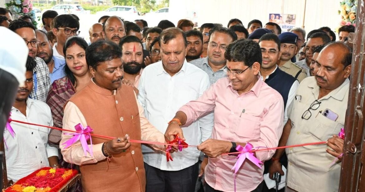 संकट की घड़ी में बाढ़ प्रभावितों के साथ मजबूती से खड़ी छत्तीसगढ़ सरकार