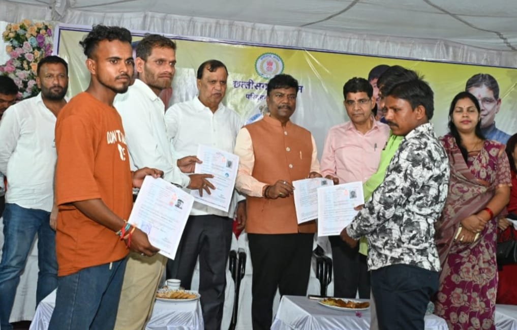 परिवहन सेवाओं का हो रहा आधुनिकीकरण, डिजिटल सुविधाओं से लोगों के काम होंगे आसान: मंत्री  केदार कश्यप