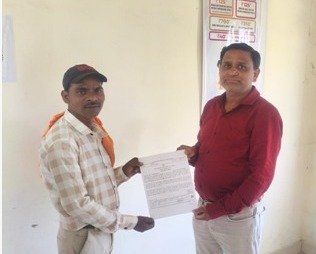 सरकारी सेवाओं की राह हुई आसान, सेवा सेतु से नंद किशोर की बेटी को सिर्फ 4 दिनों में मिले तीन प्रमाण पत्र