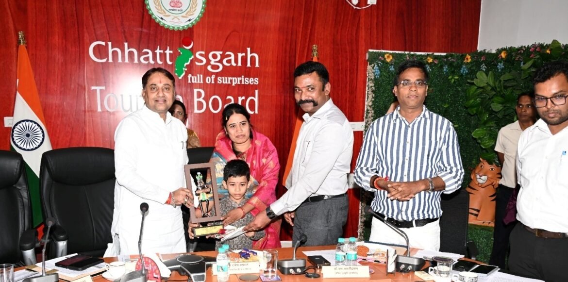 छत्तीसगढ़ की 14 रियासतों का गौरवशाली इतिहास अब एक छत के नीचे सहेजने की योजना
